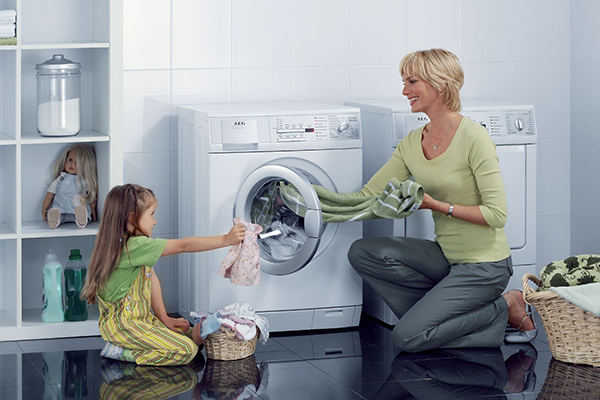 Máy giặt cửa trước (máy giặt ngang)