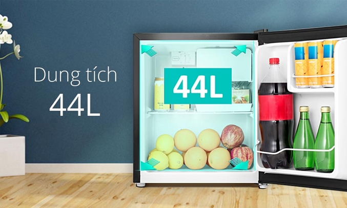 3. Tủ lạnh Casper RO-45PB chỉ 44 lit phù hợp với gia đình 1 đến 2 người hoặc điều kiện kinh tế thấp