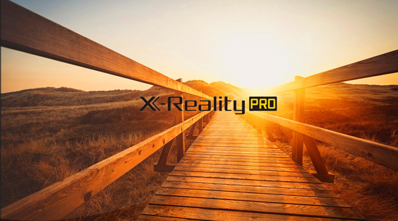 4. Sở hữu hình ảnh rõ nét vượt trội với bộ xử lý X1 4K HDR và công nghệ 4K X-Reality PRO