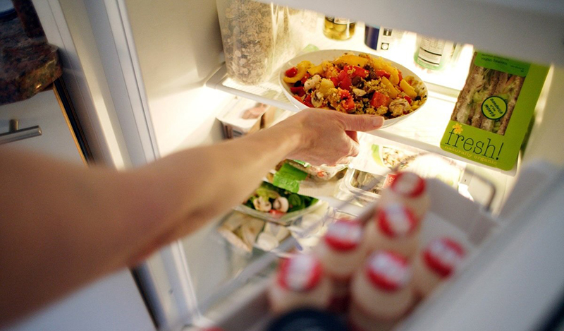 Do thói quen sử dụng tủ lạnh không đúng cách