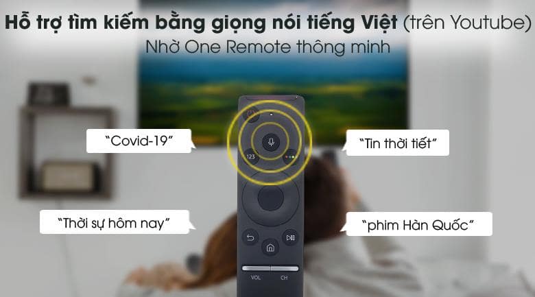 Tivi Samsung UA 43AU8000 có kèm theo Remote hỗ trợ tìm kiếm thông tin bằng giọng nói