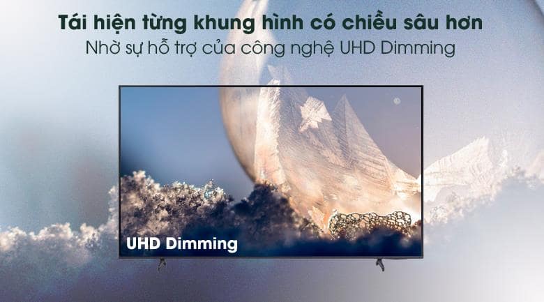 8. Tivi Samsung UA-55AU8000 | ứng dụng công nghệ UHD Dimming tái hiện khung hình có chiều sâu hơn