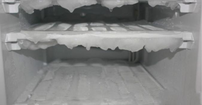 4. Một số lưu ý trong quá trình khắc khục tủ lạnh bị đóng tuyết