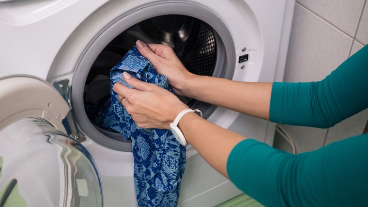 6. Tiện ích và thông minh hơn với tính năng bỏ thêm quần áo trong lúc giặt - Add Clothes