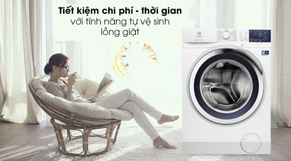 8. Máy giặt quần áo Electrolux EWF9024D3WB tự vệ sinh lồng giặt, tiết kiệm chi phí