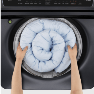 Máy giặt Panasonic dễ dàng lấy đồ giặt trên máy giặt Panasonic