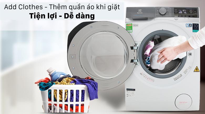 4. EWW8023AEWA | Máy giặt sấy Electrolux sở hữu chức năng Add Clothes cho phép thêm đồ khi giặt
