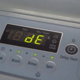 Lỗi dE máy giặt Samsung【Nguyên nhân và cách khắc phục】