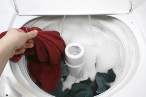 nước cấp vào máy giặt yếu