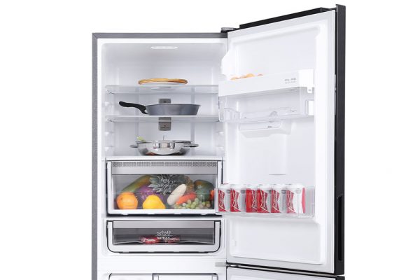 Hệ thống khay kính chịu lực tốt