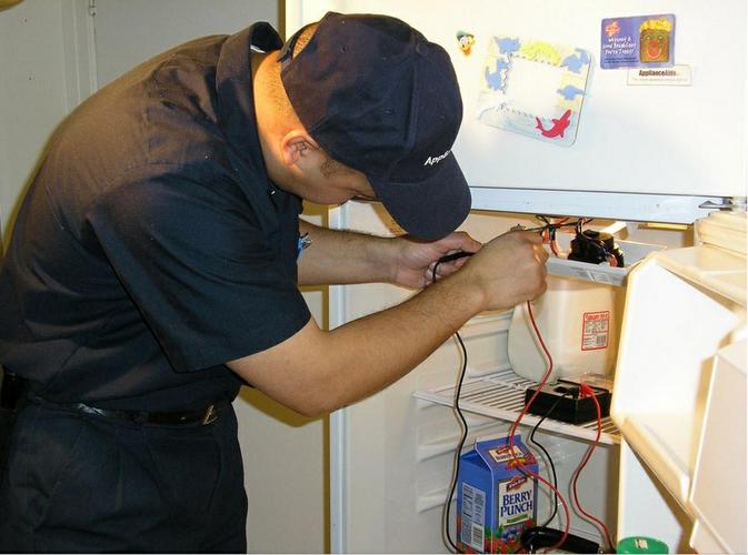 4. Tham khảo các trung tâm bảo hành dòng tủ lạnh giá rẻ Electrolux