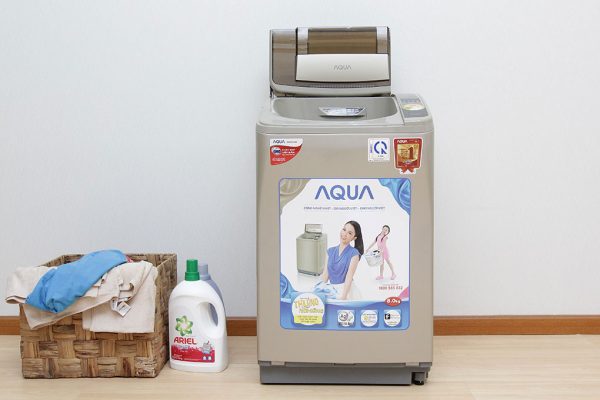 Máy giặt cửa trên Aqua là gì?
