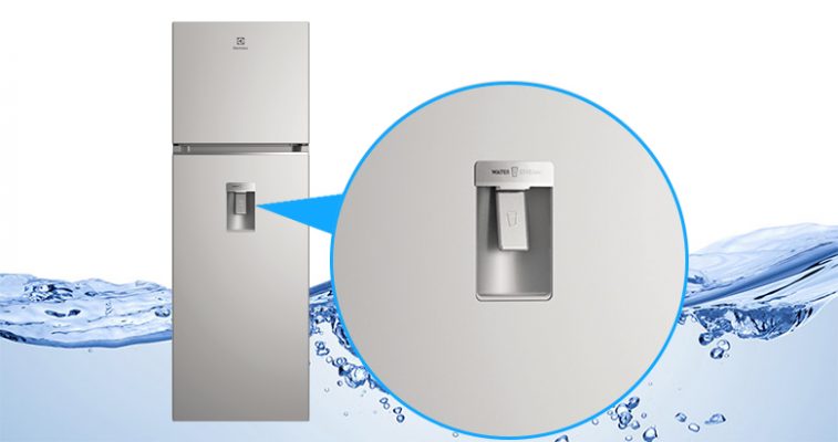 1. Tủ lạnh Electrolux ETB3440K-A inverter 312 lít