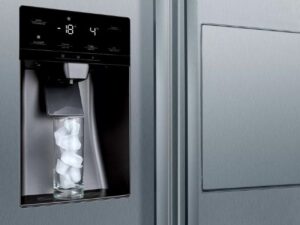 Ice Dispenser - Dễ dàng lấy đá lạnh trên tủ lạnh Bosch KAD90VB20