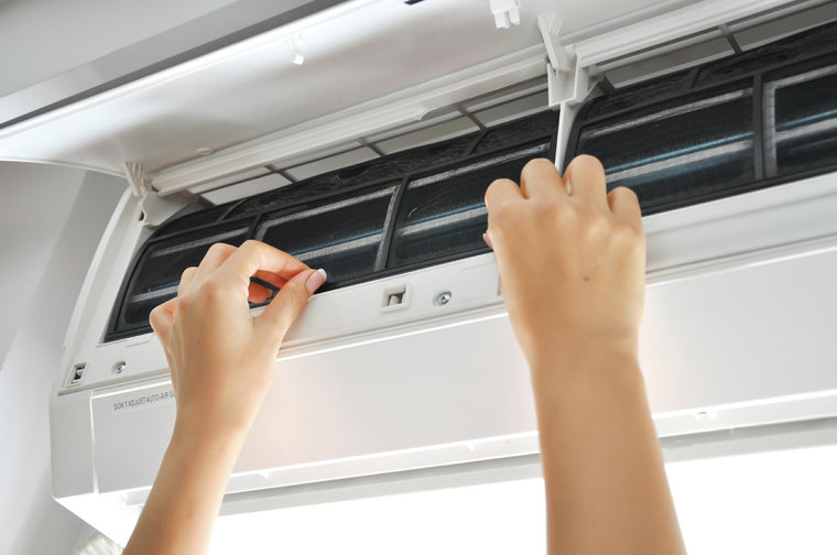 Kiểm tra lại bộ lọc không khí, cục nóng và cục lạnh để đảm bảo hệ thống dẫn khí không bị tắc nghẽn gây ra lỗi CC.