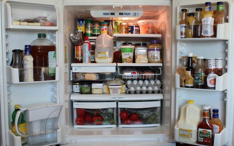 Ngăn mát tủ lạnh bị lạnh quá do thức ăn quá tải